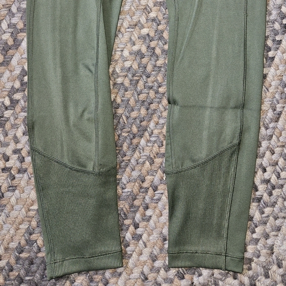 High Rise 7/8 legging - Picture 6 of 6